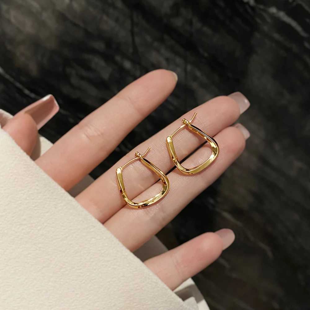 Stainless Steel Gold Color Geometric Design Twisted Square Hoop Earrings For Women Creative Young Girls Party Wedding Jewelry XJ250814
