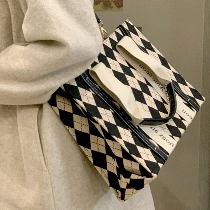 Autumn Winter Houndstooth Diamond Shoulder Design Canvas Commuter Tote Bag for Women