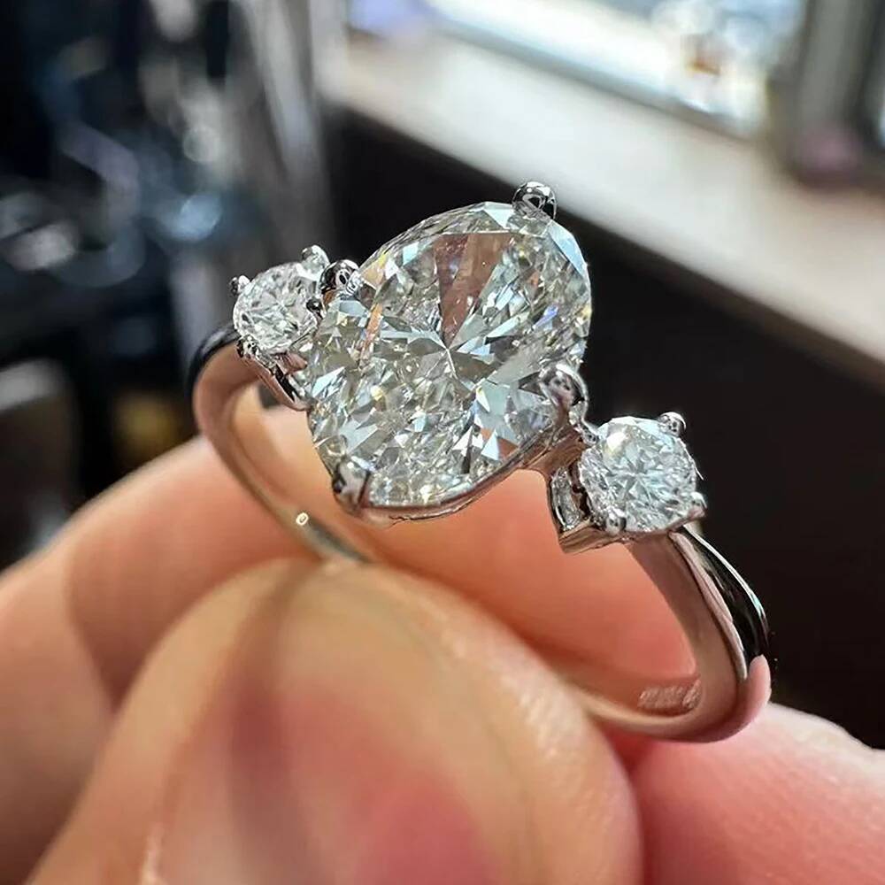 2Carat Oval Cut Full Moissanite Engagement Rings with Certificate 925 Sterling Silver Diamond Wedding Band for Women Fine Jewelr