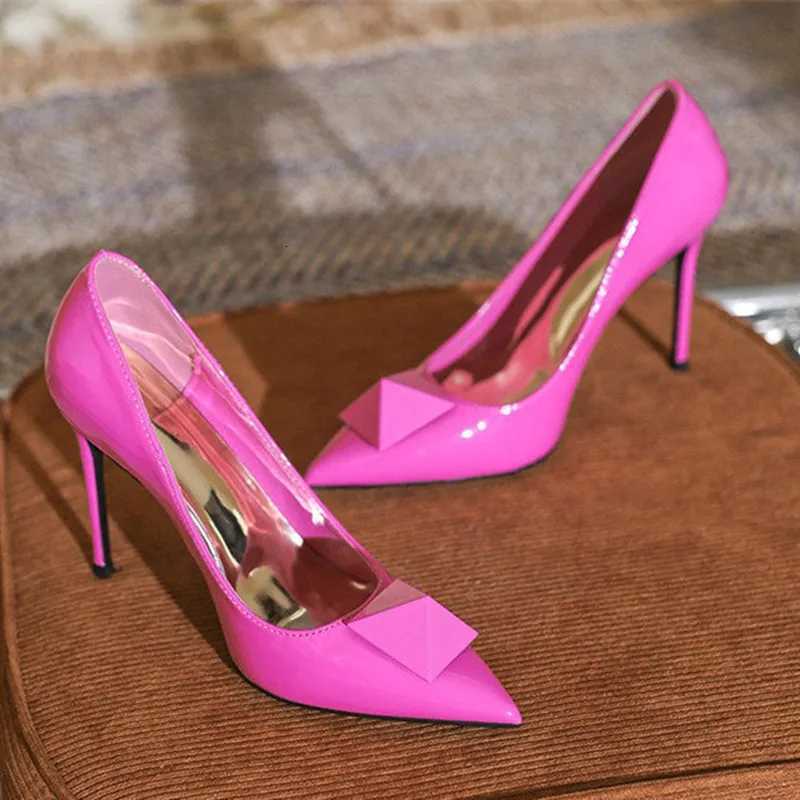 2025 New Woman Pink Pumps Luxury Designer Pointed Stiletto Shallow Mouth Single Shoes High Heels Women Party Shoes W250814