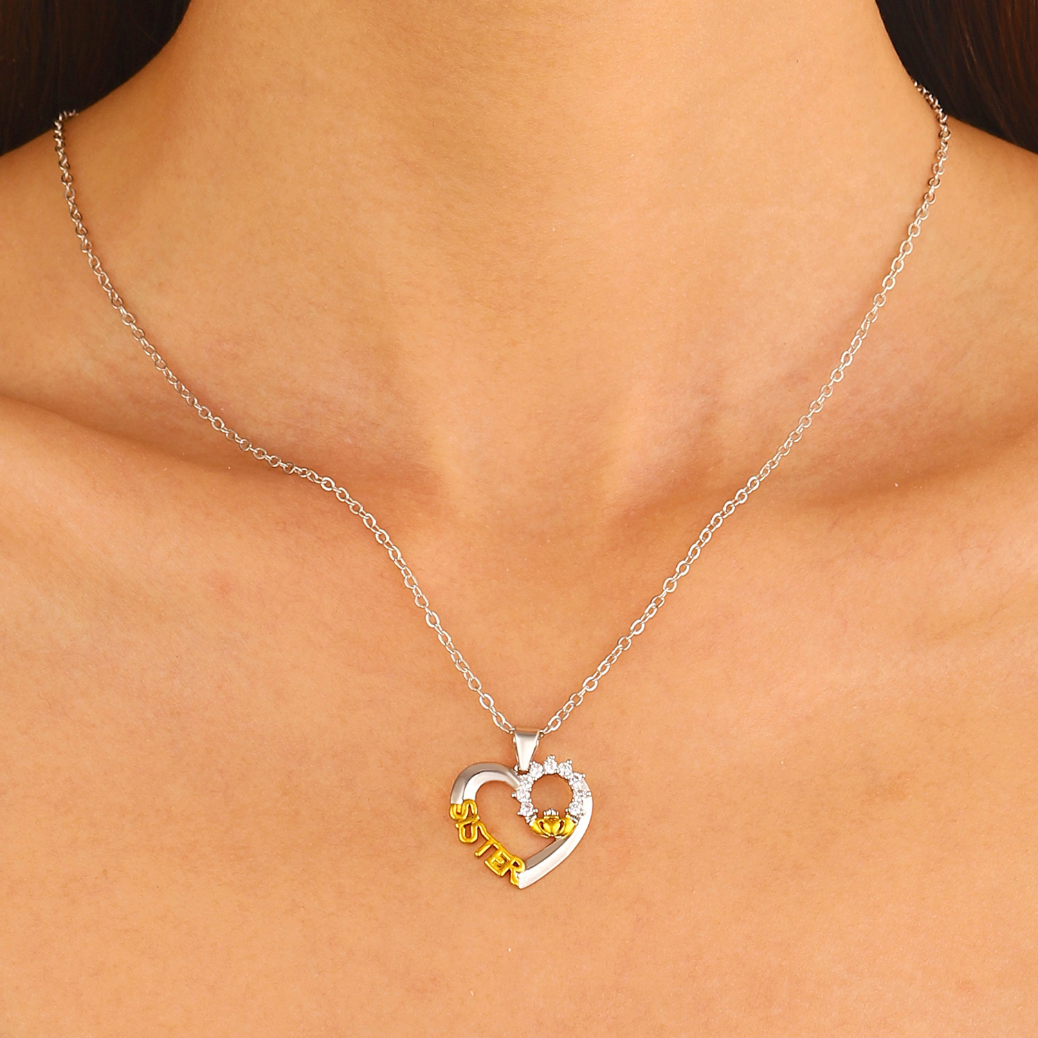 Popular Sisters Necklace Creative Heart SISTER Micro Pave Zircon Collarbone Chain Personality Pendant For Women