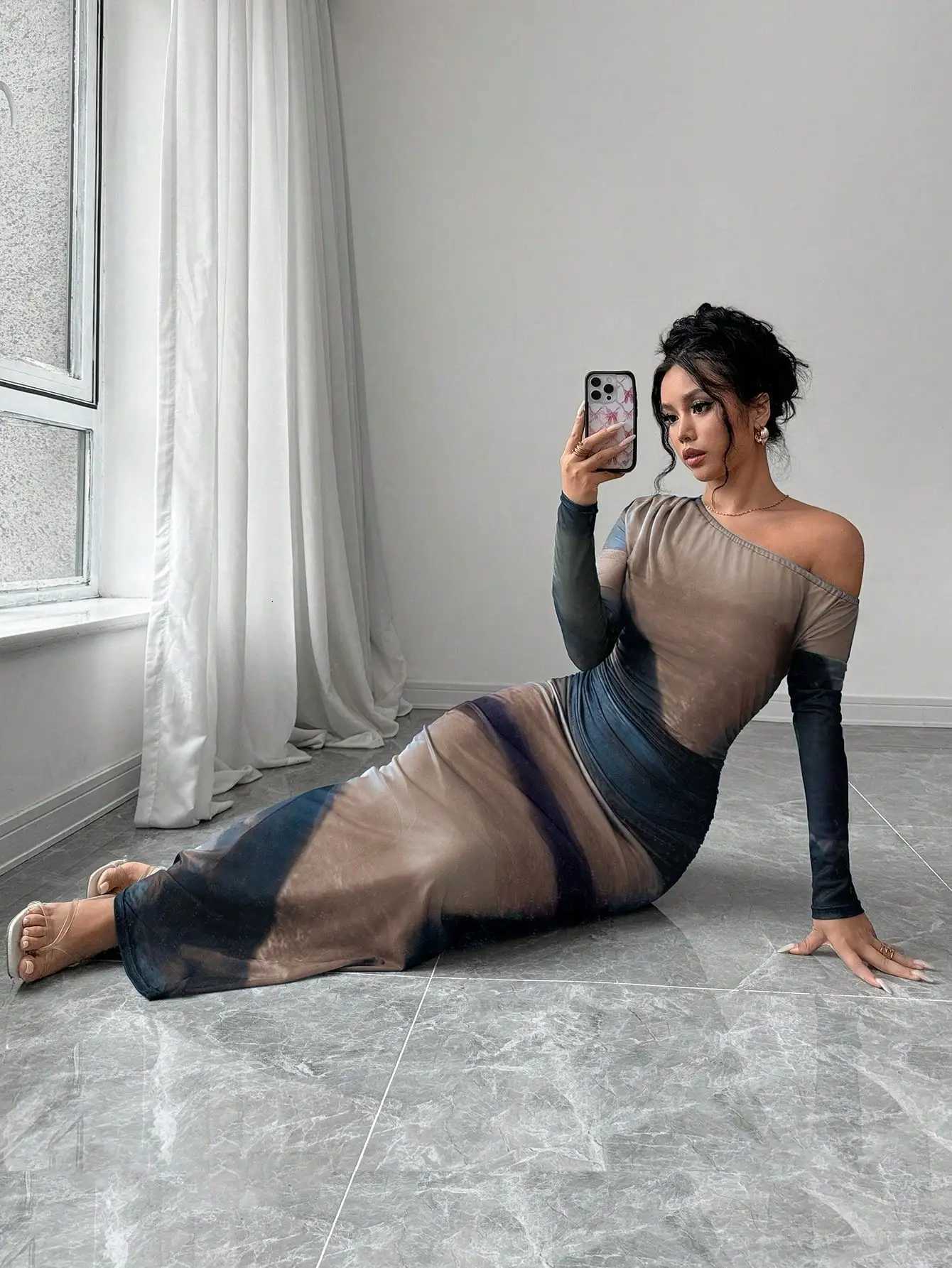 Long Tie-Dye Green Foldover One Shoulder Pleated Bodycon Maxi Dress Women OutfitXJ250814