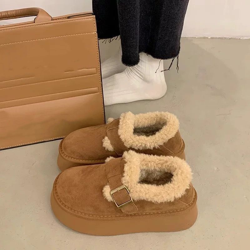 Thick soled buckle snow boots 2025s winter new style with plush insulation women's cotton shoes round toe versatile free shipping size 35-40
