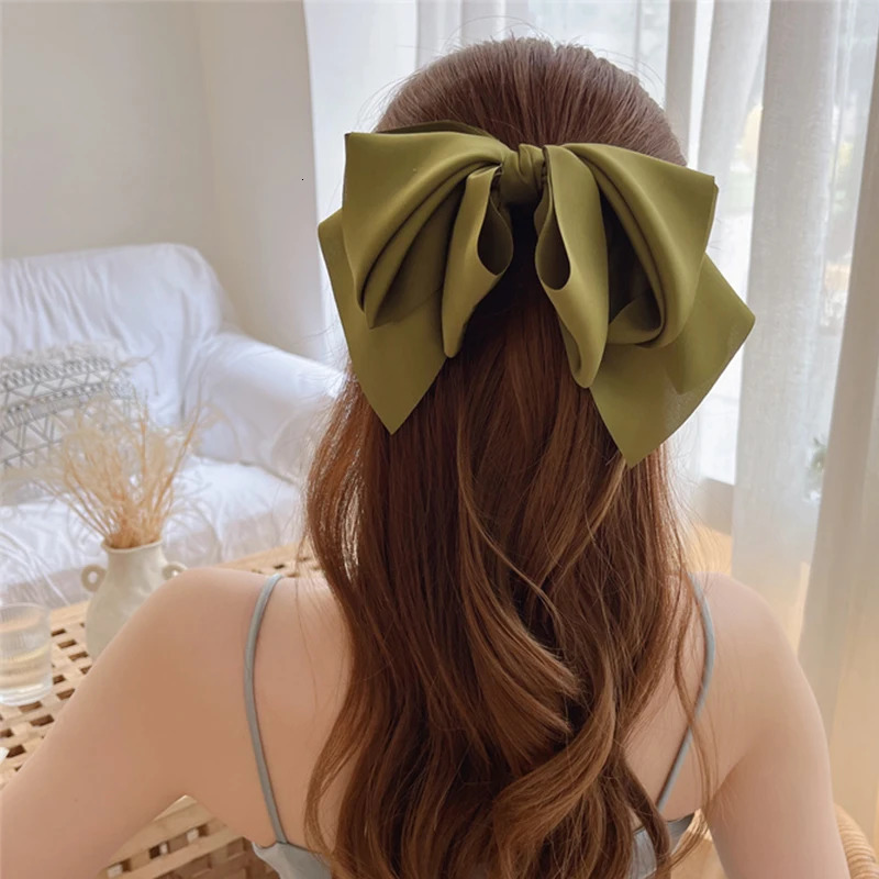 Oversized Big Bowknot Satin Hair Clips For Girls Sweet Korean Ribbon Spring Clip Bow Hair Clip Women Hairpins Hair Accessories 250812