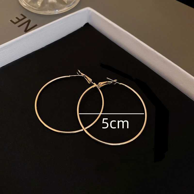 4cm 5cm 6cm Big Round Hoop Earrings for Women Gold Silver Color Exaggerated Smooth Metal Rock Simple Personality Jewelry Earrings XJ250814