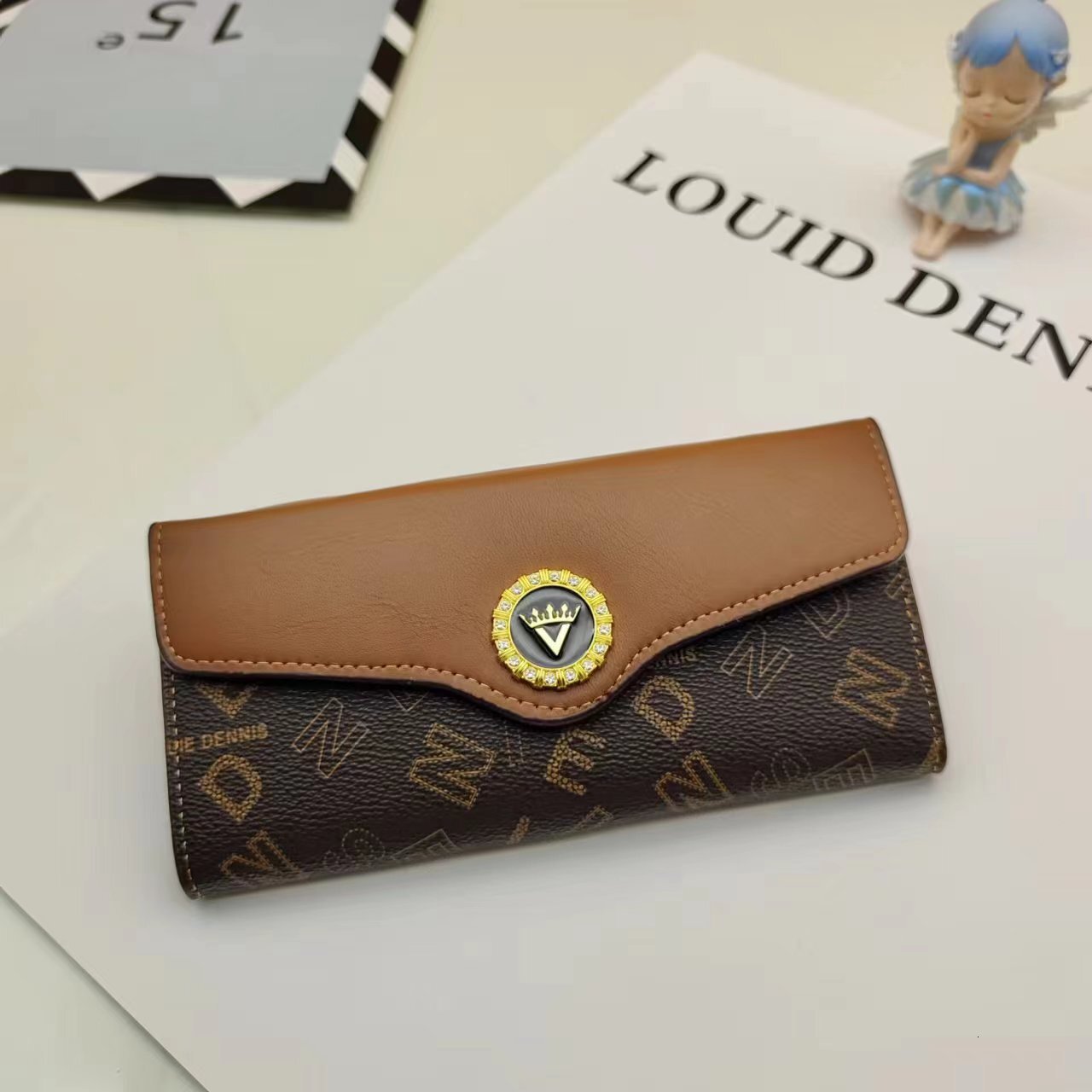 Luxury Brand Designer Bag Luxury Brand Designer Bag 2023 New Women's Long Soft Leather Wallet Fashion Simple Money Clip Multi-Card Slot Large Cap