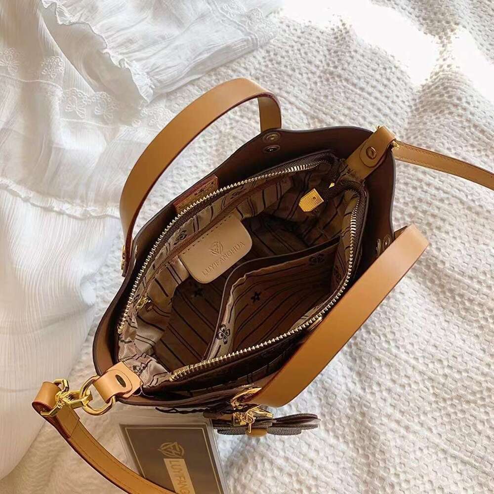 DHessentials Korean Style Basket Bag - Fashionable Tote Shoulder Bag for Women, Large Capacity PVC Handbag with Bow (4 Colors)