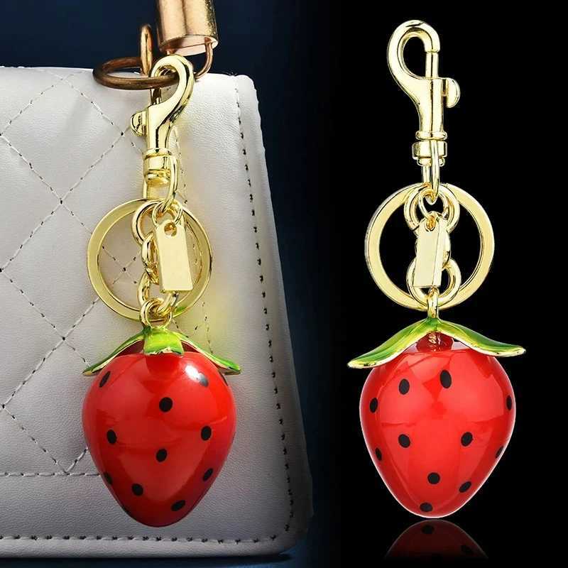 3D Excellent Strawberry Pendant Keychian for Women Girls Backpack Bag Decoration Keyring High Quality Handmade Key Chain Jewelry S250814