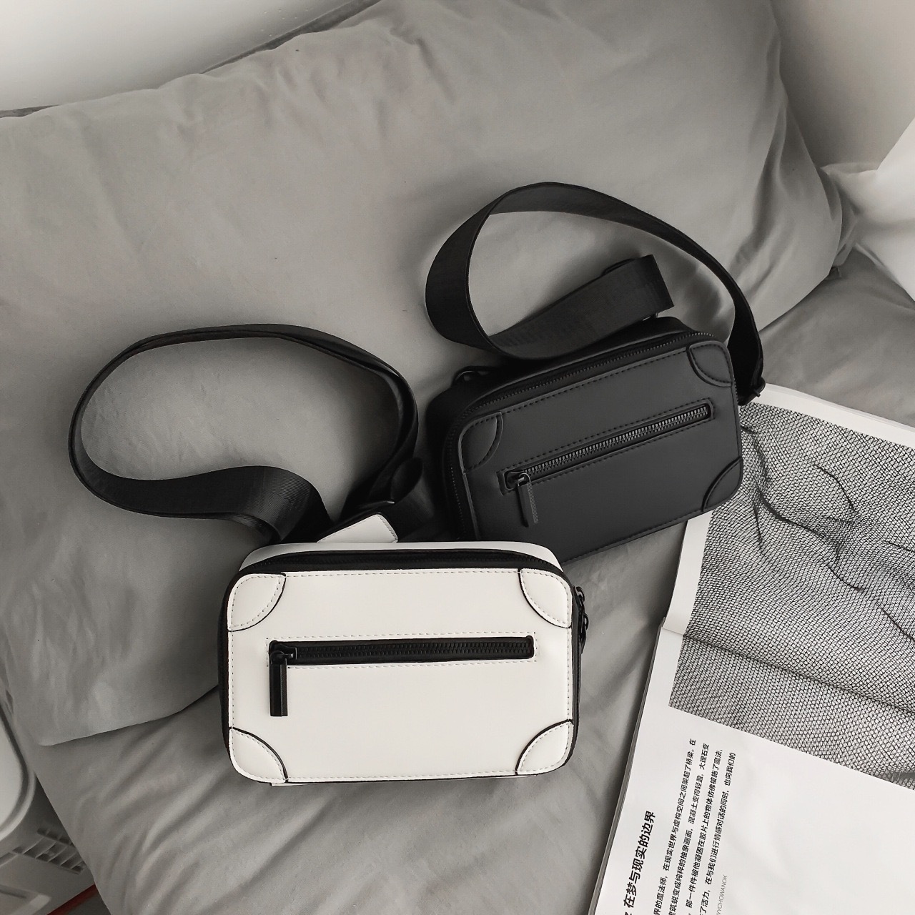 Luxury Brand Designer Bag 2025 New Crossbody Bag Men's Trendy Small Square Bag Fashionable Unique Shoulder Bag Casual Korean Version Niche Box Ba