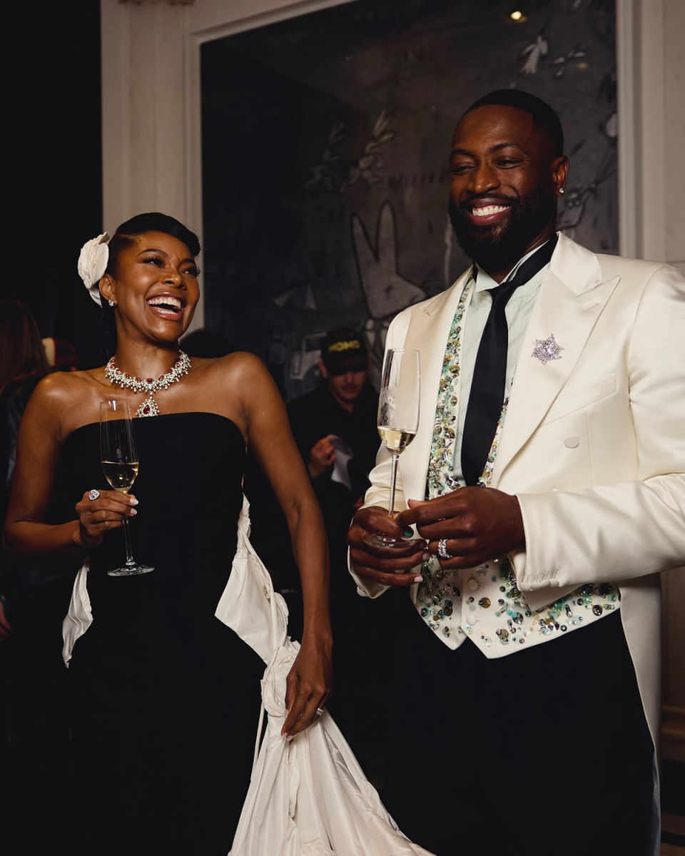 Men Long Tail Tuxedo Slim Fit Double Breasted 2 Pieces Blazer Pants Wedding Groom Party Wear Casual Coat Customized