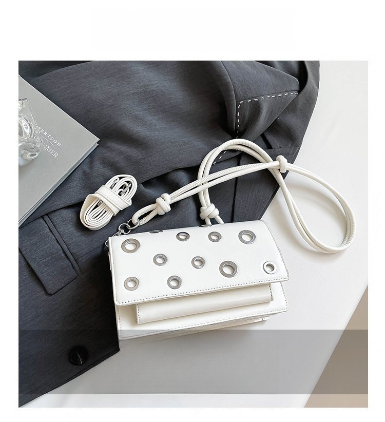 Autumn 2025 Womens Fashionable Mini Shoulder Bag Featuring Adjustable Strap and Secure Magnet Closure