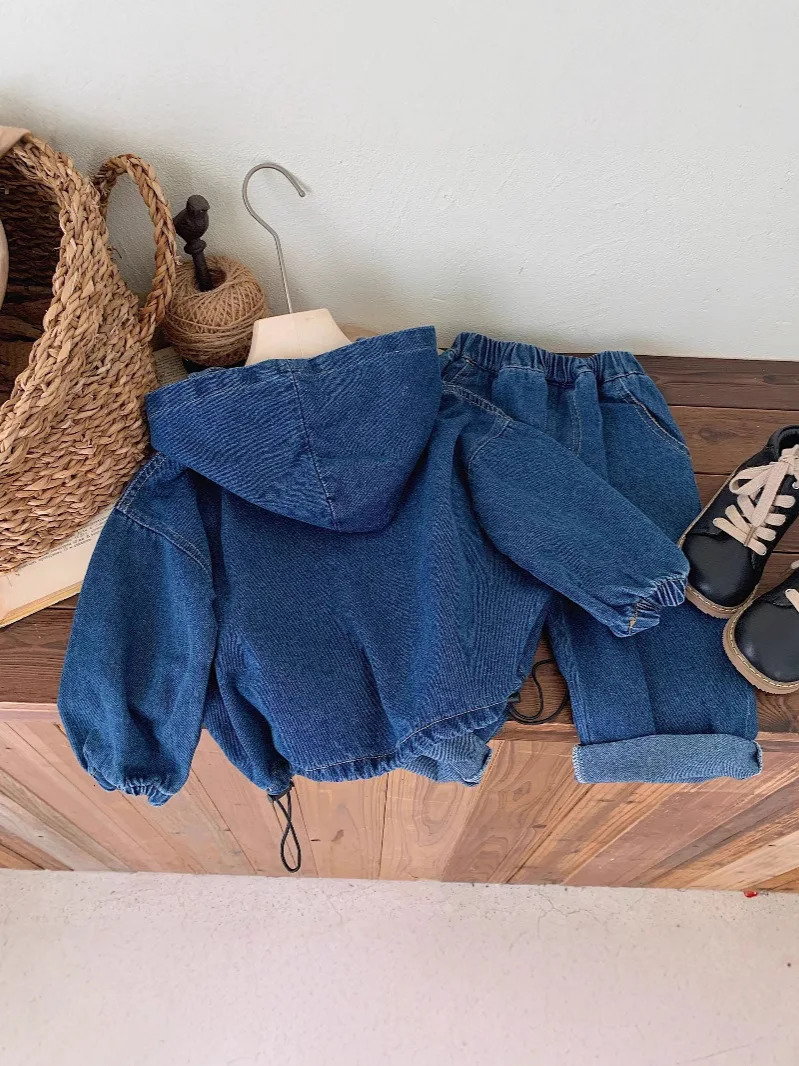 Spring Baby Denim Clothes Set Solid Infant Girls Cute Denim Hoodie Jeans 2pcs Suit Long Sleeve Toddler Outfits 250813