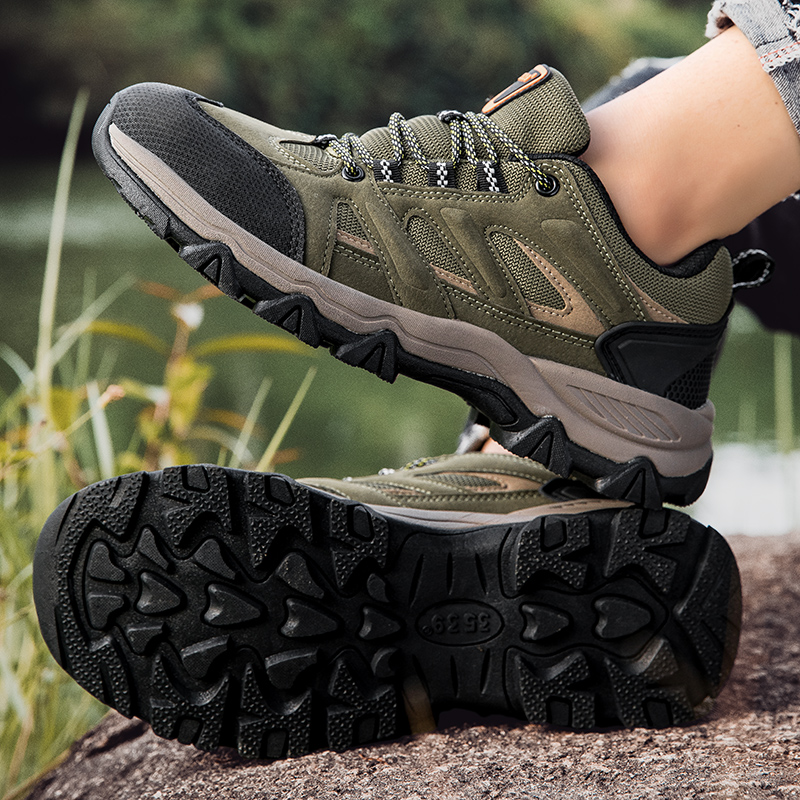 Outdoor hiking anti-skid trekking leisure sports student running men wear-resistant work shoes black