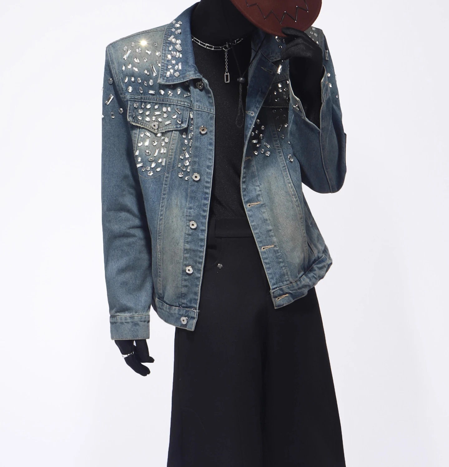 Mens Autumn Loose Fashion Denim Coats Male Chic Trendy Versatile Jackets American Style Retro Rhinestone Denim Jackets 250811