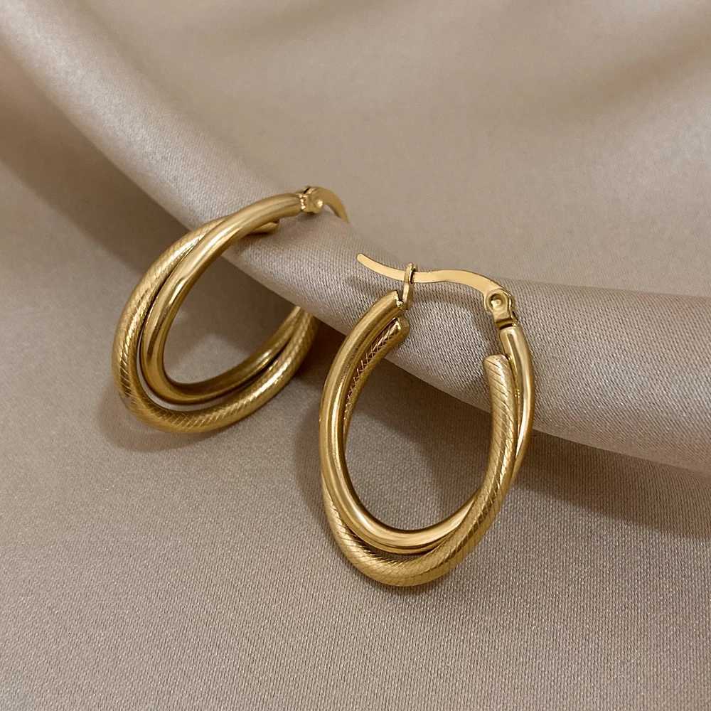 Stainless Steel U-Shaped Texture Earrings Women Classic Fashion Minimalist Hoop Earrings Waterproof Daily Jewelry Accessories XJ250814