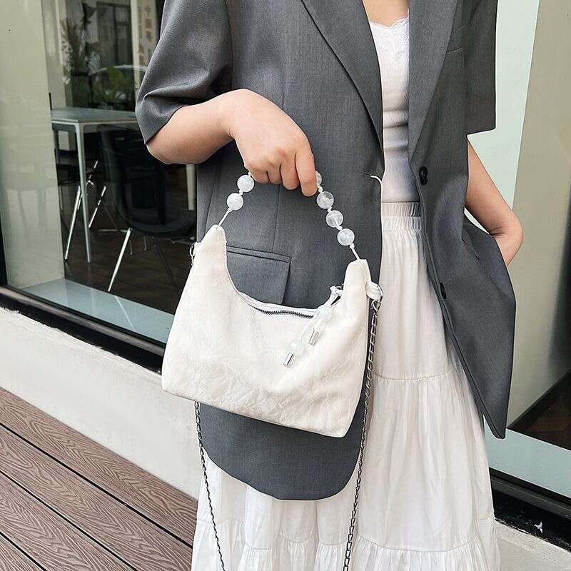 Chinese Beaded Handbag for Women's Spring/Summer 2024 New Fashion Veet Cloud Versatile Chain Crossbody Bag