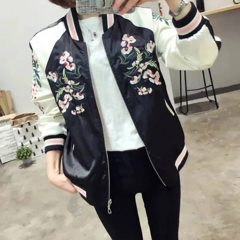 Women's Satin Sukan Embroidered Bomber Baseball Jacket 2 Double Sided Female Coat Floral Haruku Autumn Japanese Girls Z1