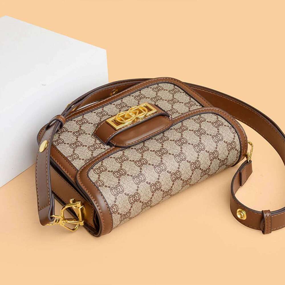 Hot Selling Vintage Geometric Print Shoulder Women Lightweight PU Accent Adjustable Strap Crossbody Bag For Daily Commute Designer Bags