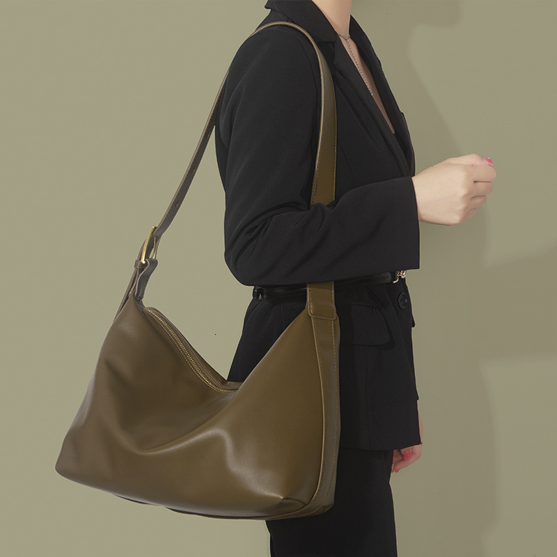 Korean and Japanese Soft Leather Lazy Wind Large Capacity Tote Ins Style Casual Fashion Shoulder Bag for Women