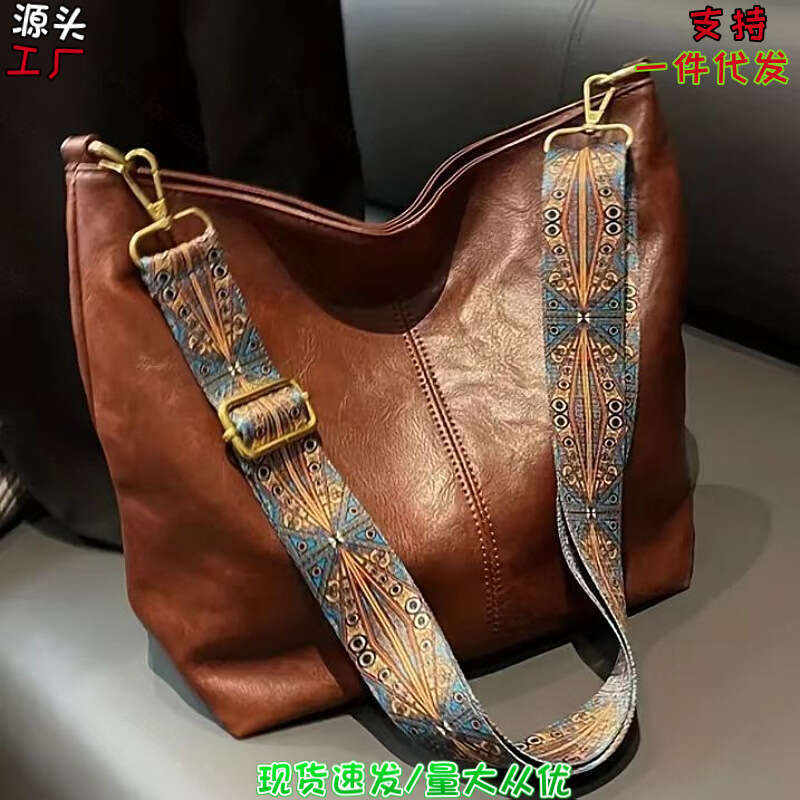 New Handbag Crossbody Large Capacity Bucket Solid Color PU Fashion Shoulder Women's Bag