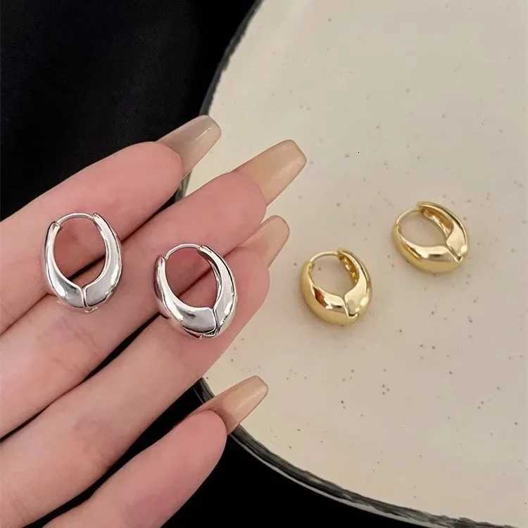 Vintage Chunky Stainless Steel Hoop Earrings For Women Fashion Simple Round Circle Simple Earrings Party Jewelry Holiday Gifts XJ250814