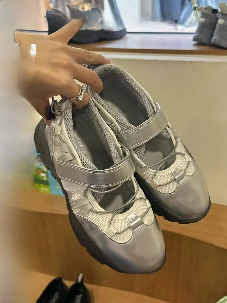D Home Silver Leather Thi Bot Ballet Function oes Women Retro Mary Jane Casual Sports oes Faionable Slip-On... 250809