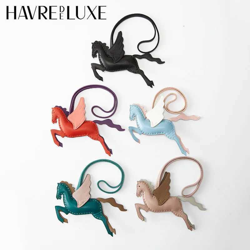 Horse Keychain Pendant for Ladies Women Bag Horse Bag Charm Handmade Sheepskin Bag Charm For Bag Car Decorate Accessories Gifts S250814
