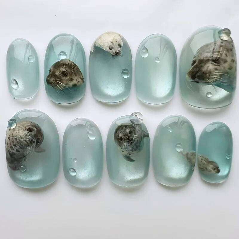 24pcs Shiny Green Cat Eye False Cute Seal Print Fake Tips Wearable Reusable Glossy Short Round Press on Nails X250814