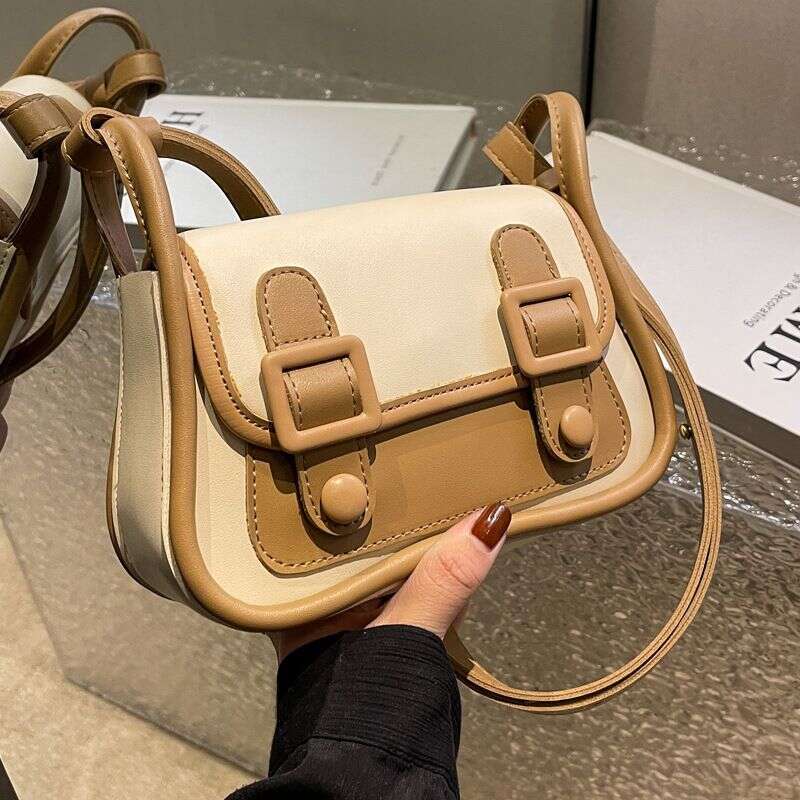 High-end Small Women's Bag 2023 New Trend This Year's Popular Fashion texture explosive style Messenger Shoulder small bag