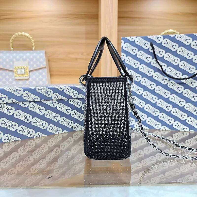 High-End Feeling Vintage Women's With Gradient Rhinestone Chain Crossbody Small Square Bag Trendy Motorcycle Equipment Acces