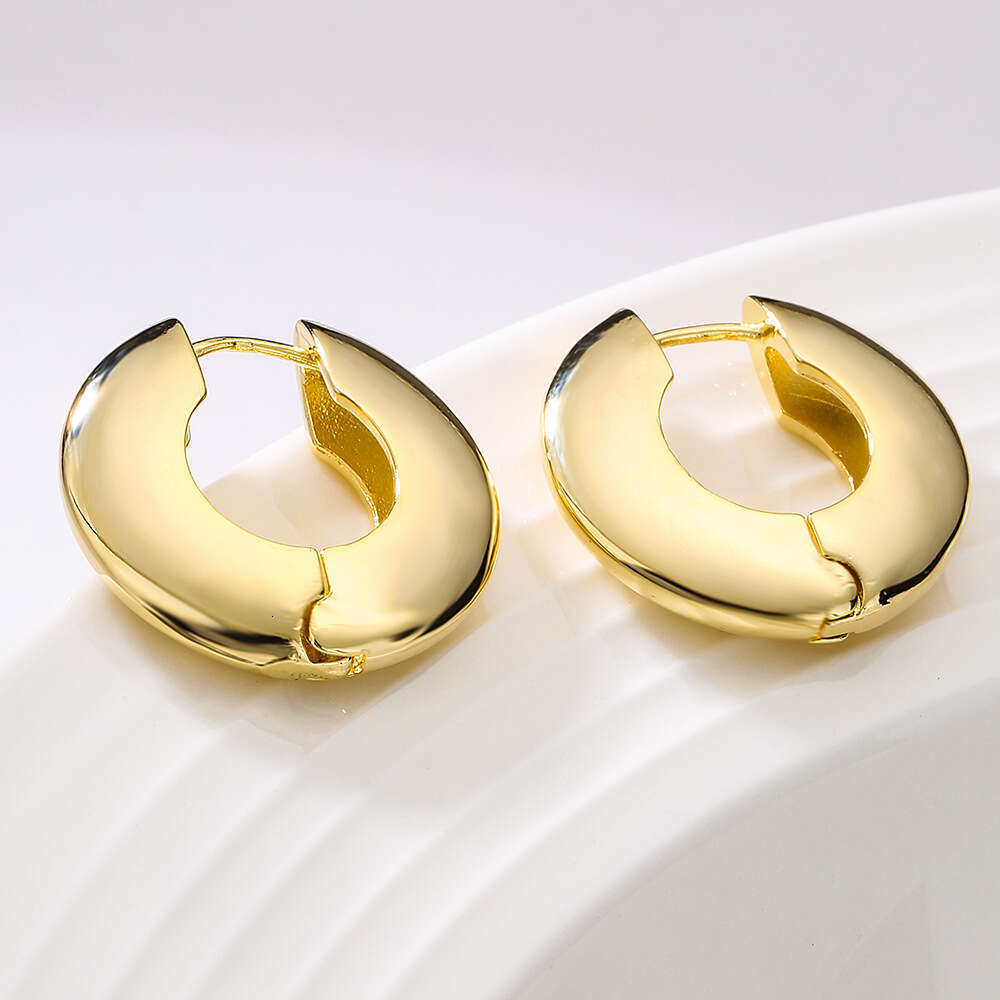 Designer Hot-Sell for Women Fashion Simple Hoop Jewelry Copper Gold-Plated Plain Personality Earrs