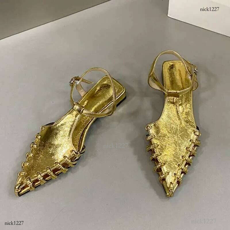 Pointed Toe Slingback Flats: Women's Summer Casual Sandals - Fashionable, Lightweight Pointed Sandals for Beach & City Walks