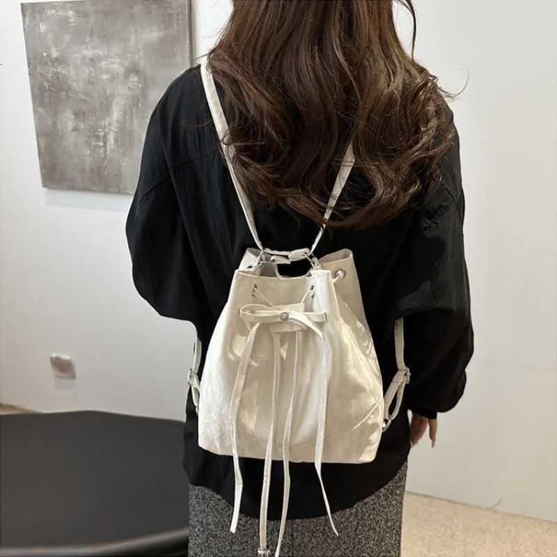 Trend Womens Crossbody Bucket Bag String Design High Quality S Size Versatile Autumn Fashion Korean Leisure Handbag Backpacks XJ250814