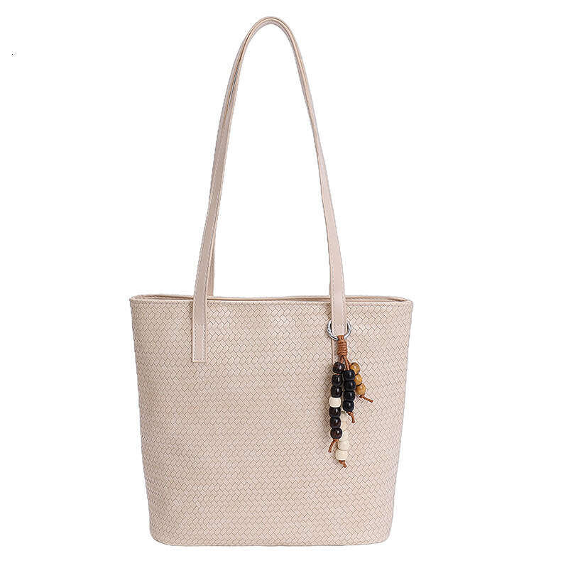 Woven Bucket for Women 2025 New Large Capacity Tote Versatile Shoulder Commuter Underarm Bag