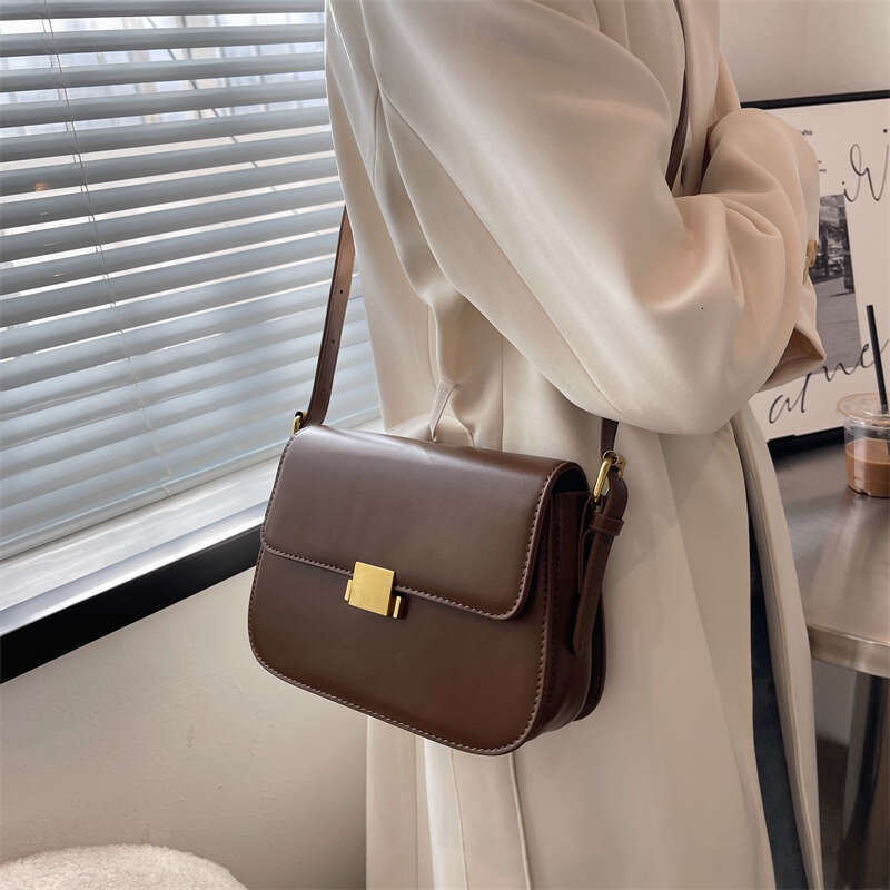 New Daily Solid Color Simple Saddle Korean Style Trend High-Quality Women's Crossbody Gift Bag