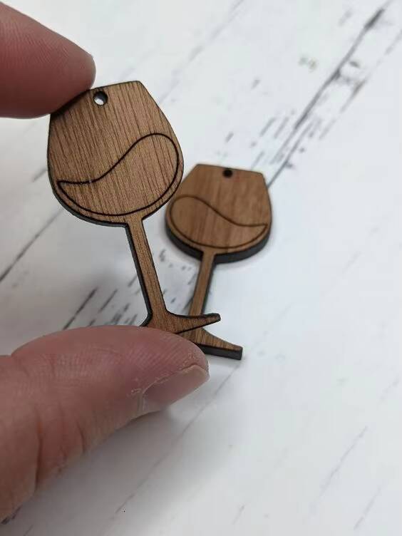 Long Feather Design Wooden Party Wear Daily Use Wedding Functional High-Quality Fashion Earrings