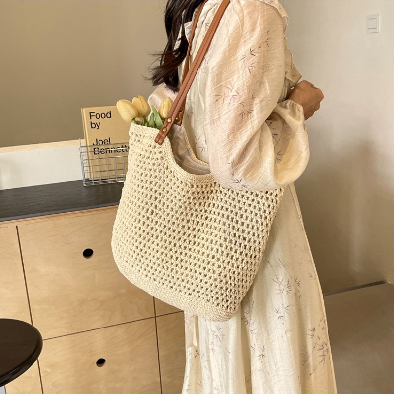 Designer's Straw Weaving Storage Bags, Luxury Bags, Custom New Simple And Multi-functional Beach Bags, Vacation-style Large-capacity Handcrafted 