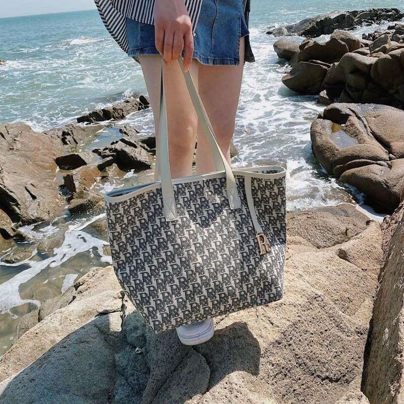 One-shoulder portable canvas bag, casual college style women's backpack, simple Korean style, large capacity, travel trend, drop shipping