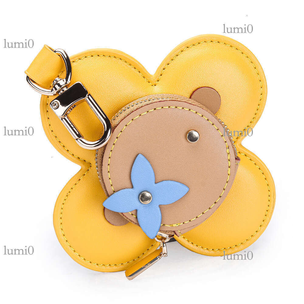 Genuine Leather Fashion Women's Pendant 2025 New Charm Cowhide Niche Design Sunflower Small Bag
