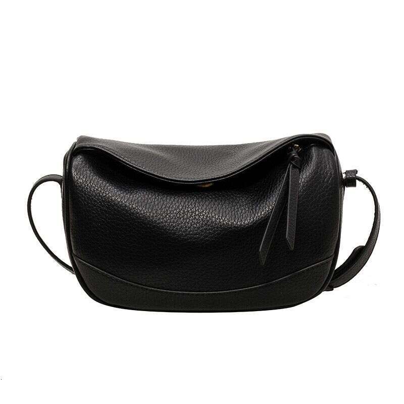 Female Crossbody Casual Small Sports Shoulder Class Commuter Dumpling Bag