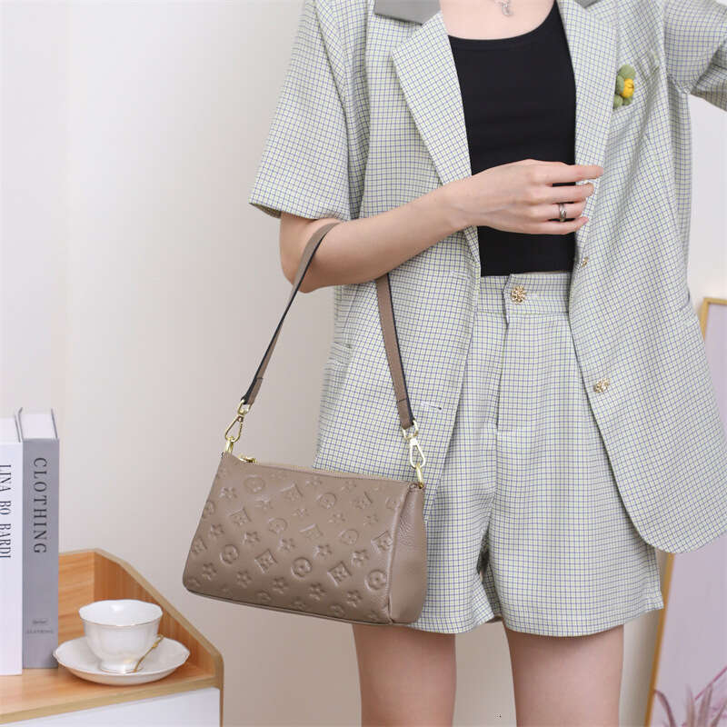 Hot Selling Top Layer Cowhide Women's New Casual Versatile Single Shoulder Crossbody Genuine Fashion Multi-Layer Soft Leather Underarm Bag Design