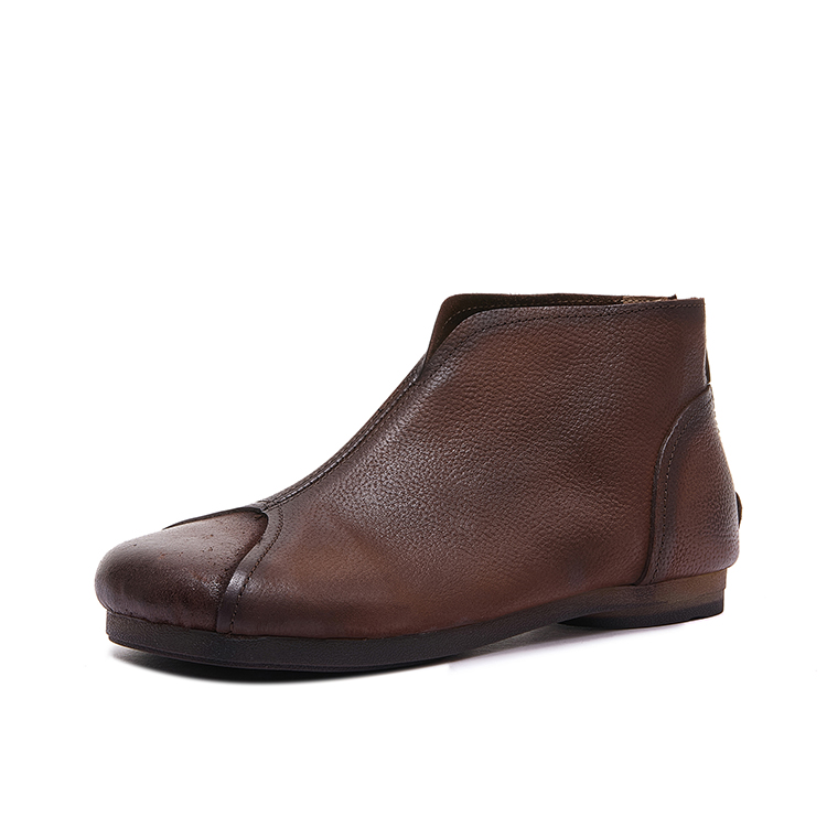 Cross-border large-size women's short boots, retro soft leather soft sole autumn and winter new one-step slip-on mom shoes, square-toe boots