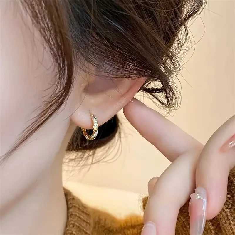 FTCY Simple Luxury Zircon Metal Hoop Earrings For Women Exquisite Small Round Circle Earrings Womens Jewelry Gifts XJ250814
