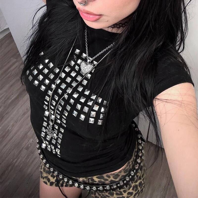 2025 Gothic punk rock hip-hop women's short sleeved T-shirt sexy slim fit chic casual basic metal decoration crop trend top Y K Emo girls' c