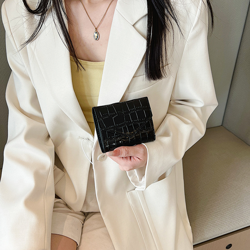 Luxury Brand Designer Bag Fashion Stone Pattern Wallet 2024 New Women's Mini Multi-Card Slot Short Clutch Bag Laser Card Holder Manufacturer