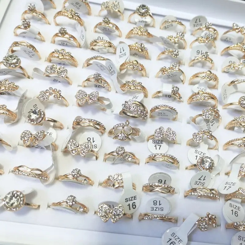 10pcs Rings Bulk Fashion Sparkling Rhinestone Crystal Rings For Women Mix Style Gold Plated Wedding Engagement Jewelry 250811
