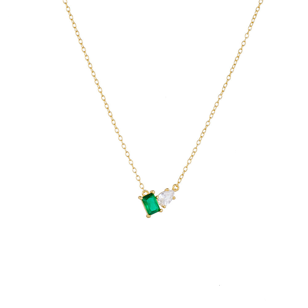 S Pure Sier Inlaid Emerald Long Rectangular Water Drop Zircon Necklace for Women Fashionable Light Elegant Versatile Collarbone Chain Jewelry for Wome