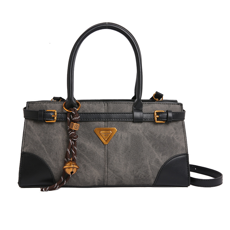 Luxury Brand Designer Bag Frosted Vintage Bag For Women, Large Capacity 2025 New Autumn Winter Casual Niche Crossbody Bag, Handheld Commuting Bag