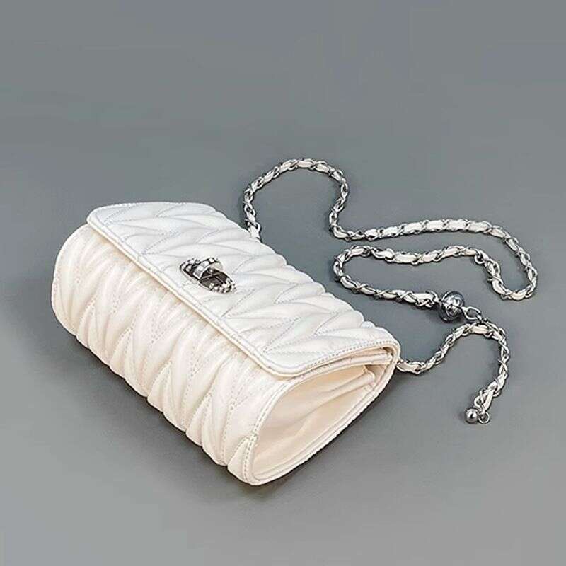 Niche Design Light Chain 2025 New Women's High-Quality Texture Crossbody Dia Pleated Shoulder Bag