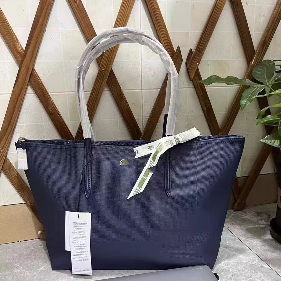 2025 Autumn New Horizontal Big Evil Fish Bag Large Capacity Handbag Waterproof Commuter Handbag Women's Crocodile Leather Bag Designer Bag Women's Shoulder Bag
